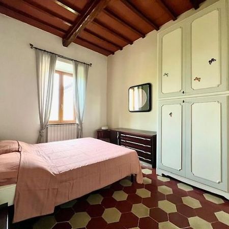 Siena Apartment 2 Parcheggio Privato E Giardino Exterior photo